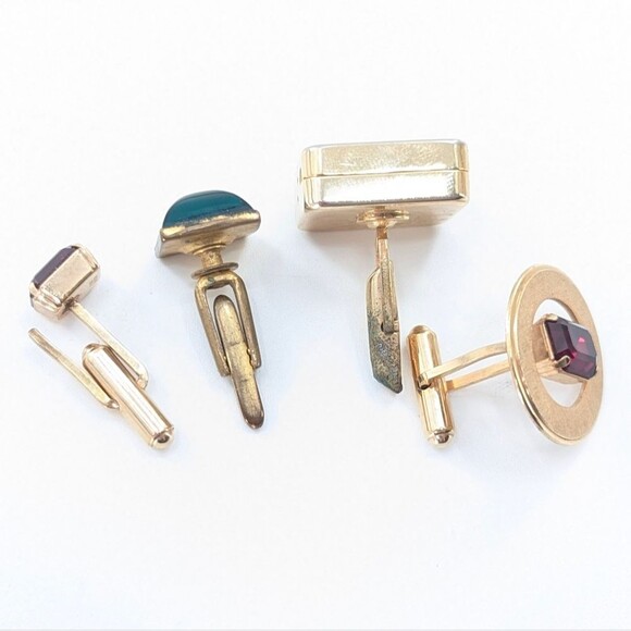 Destino 12 Karat Gold Filled Hickok Cufflinks with Ruby and Green Cabochon Gems - Picture 8 of 9